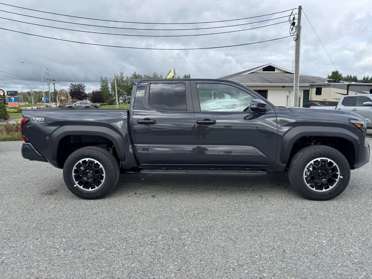 2026 Toyota Tacoma Double Cab 4x4 BA emp. court Grey Val-d'Or - photo #1