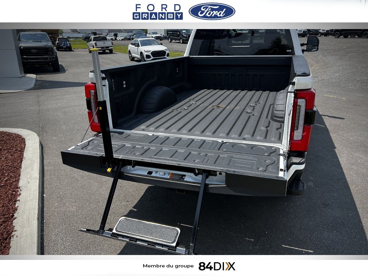 Ford Super Duty F-250 SRW 2025 Blanc Granby - photo #7