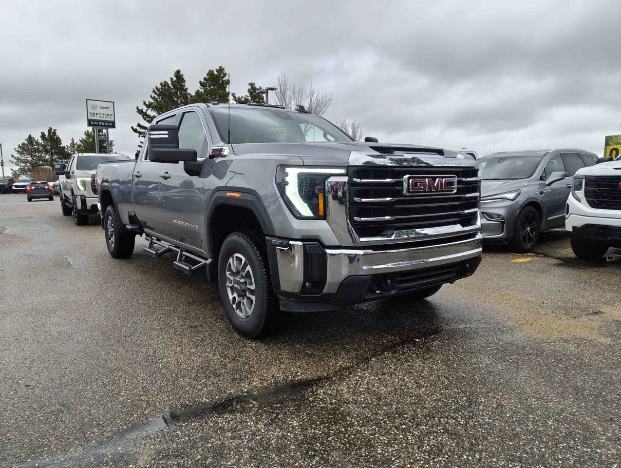 2026 GMC Sierra 3500HD 4WD Crew Cab 172 SLE Grey Sherwood Park - photo #2