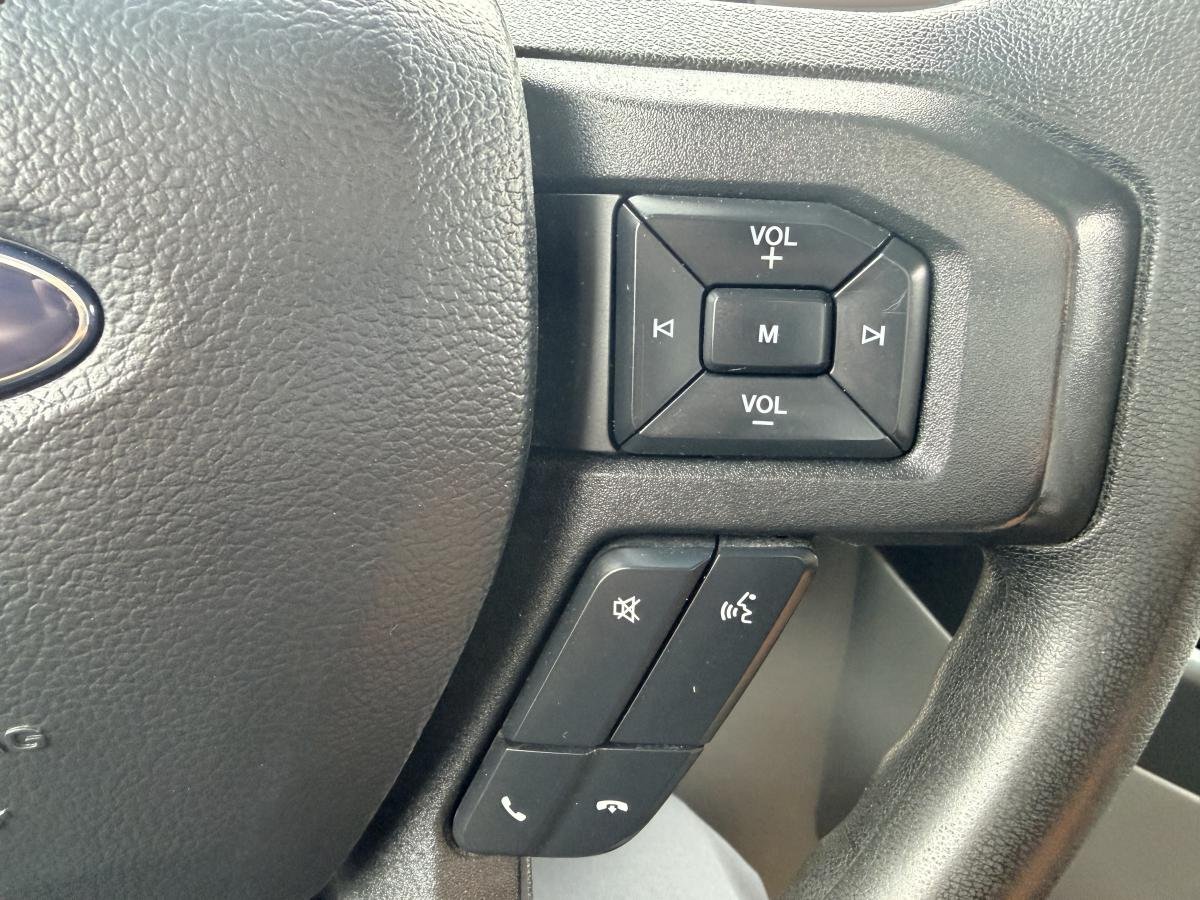 2023 Ford E-450 White  - photo #18