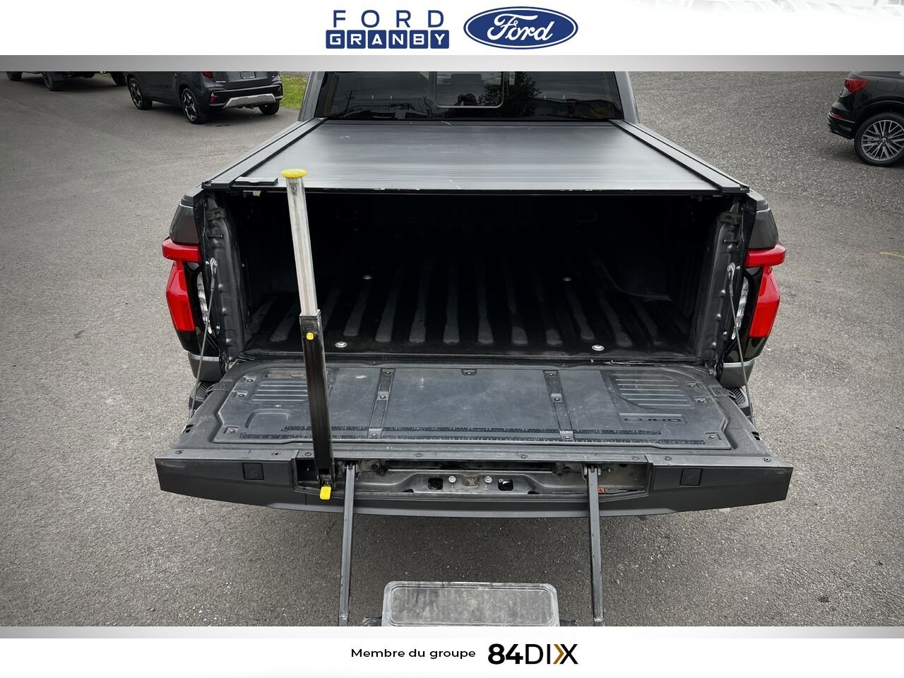 2022 Ford F-150 Lightning Grey Granby - photo #6