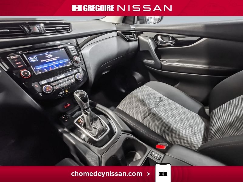 2023 Nissan Qashqai Red Laval - photo #22
