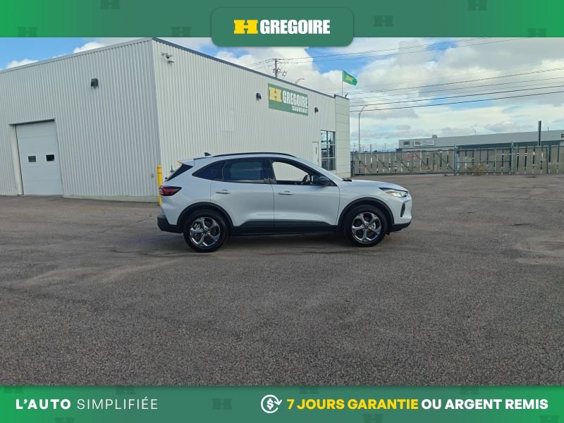 2025 Ford Escape Grey Laval - photo #10
