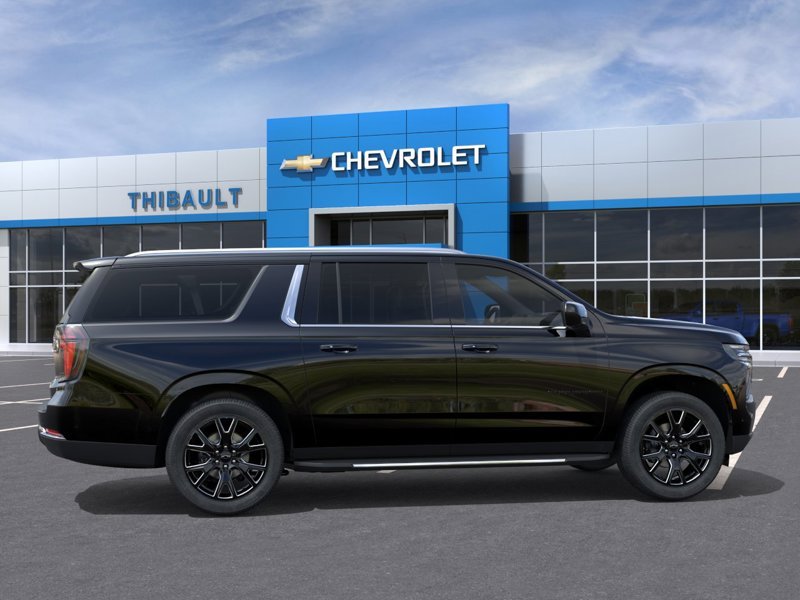 2026 CHEVROLET Suburban 4 RM 4 portes LS BLACK Sherbrooke - photo #4
