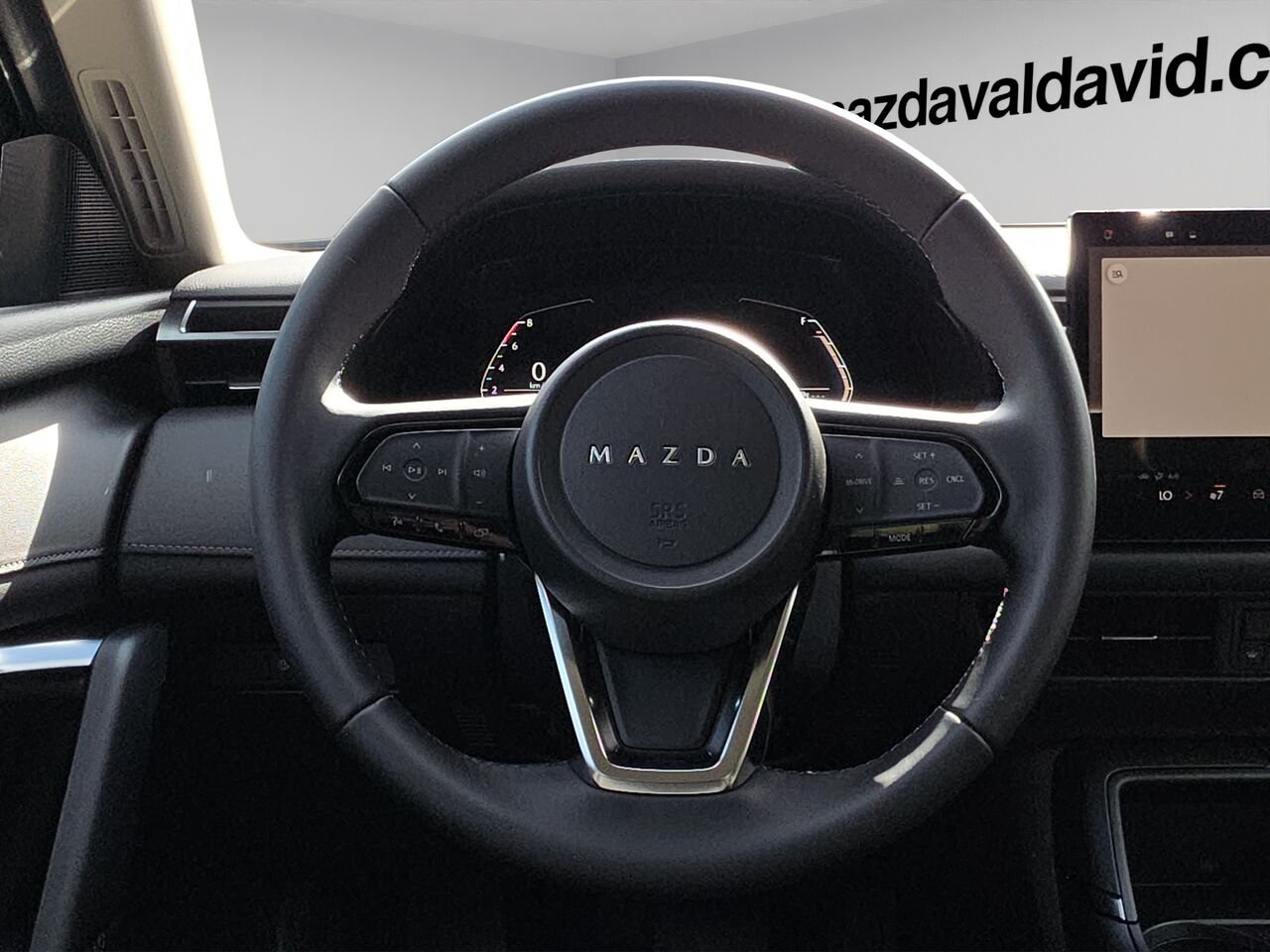 2026 Mazda CX-5 GX TI, Bluetooth, Cruise control, Commande audio au volant Jet Black Mica Val-David - photo #16