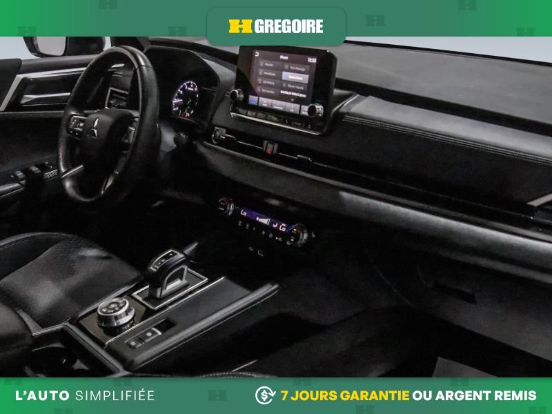 Mitsubishi Outlander 2023 Noir Saint-Eustache - photo #29