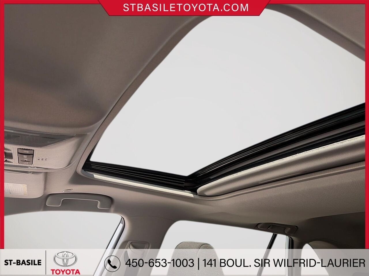Toyota RAV4 2025 Blanc Saint-Basile-le-Grand - photo #15
