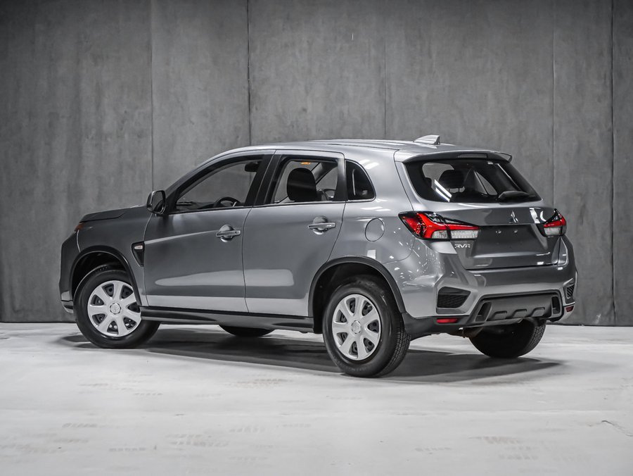 2025 Mitsubishi RVR ES Grey