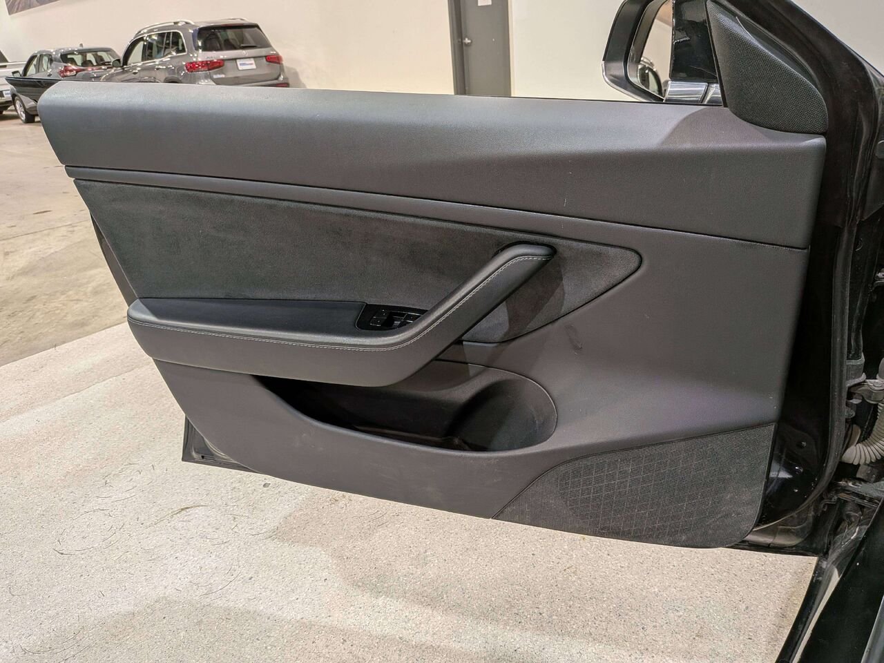 2019 Tesla Model 3 Standard Range Plus RWD Black Val-David - photo #29