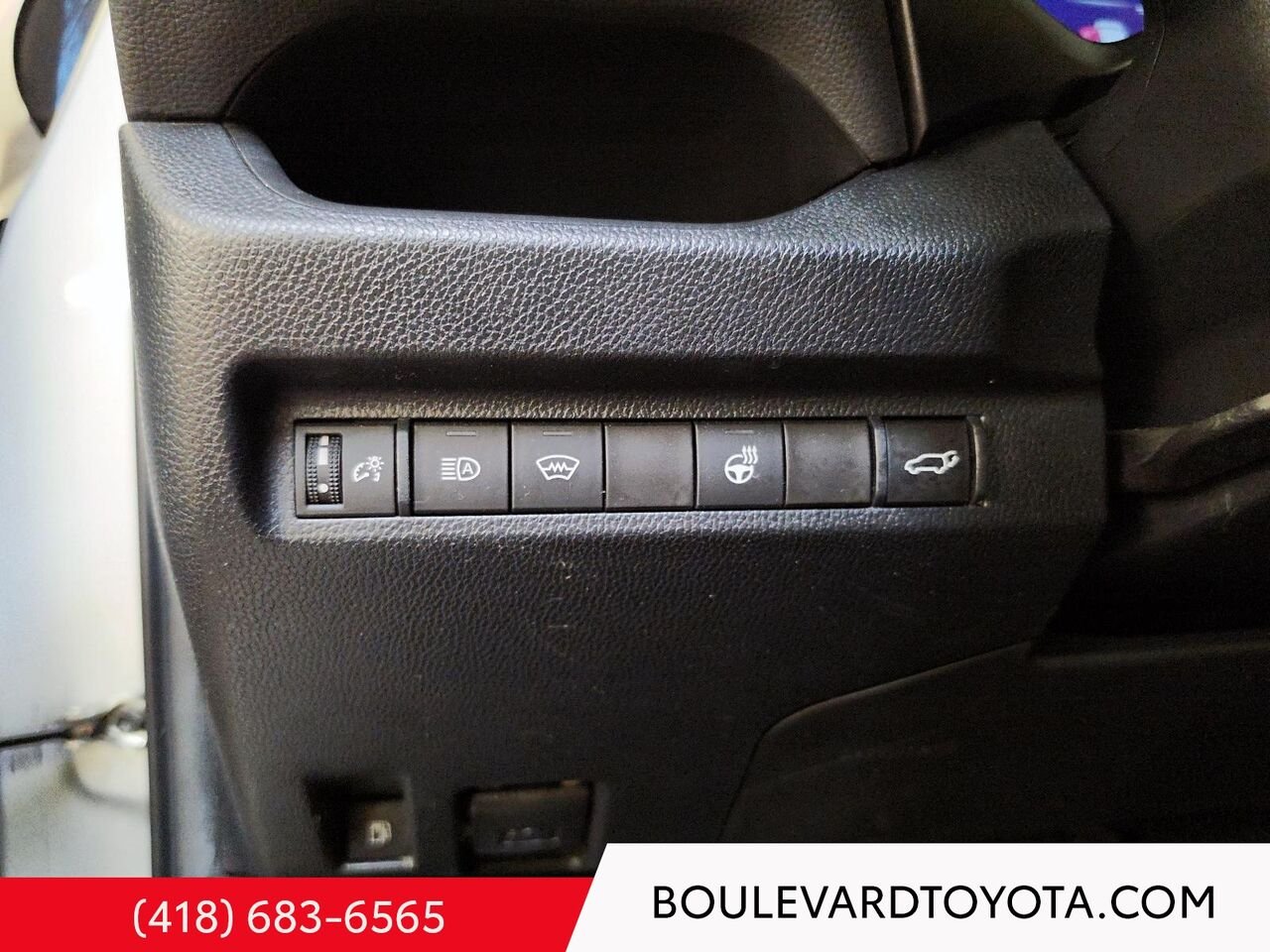 2023 Toyota RAV4 99569A-24 | XLE HYBRIDE, AWD Silver Sky Metallic Québec - photo #12