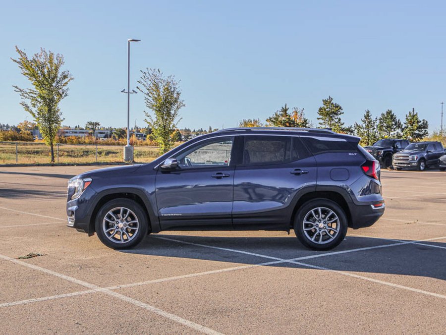 2022 GMC Terrain SLT Pro Grade 1.5T AWD | Sunroof Blue