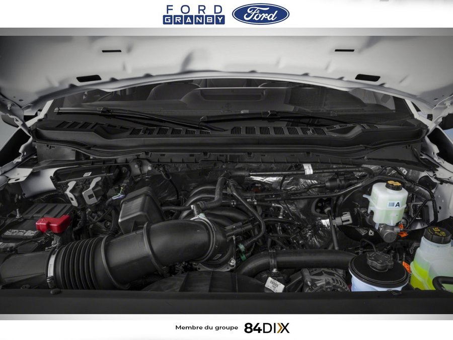 2027 Ford Super Duty F-250 SRW XL cabine 6 places 4RM caisse de 8 pi Agate Black Metallic