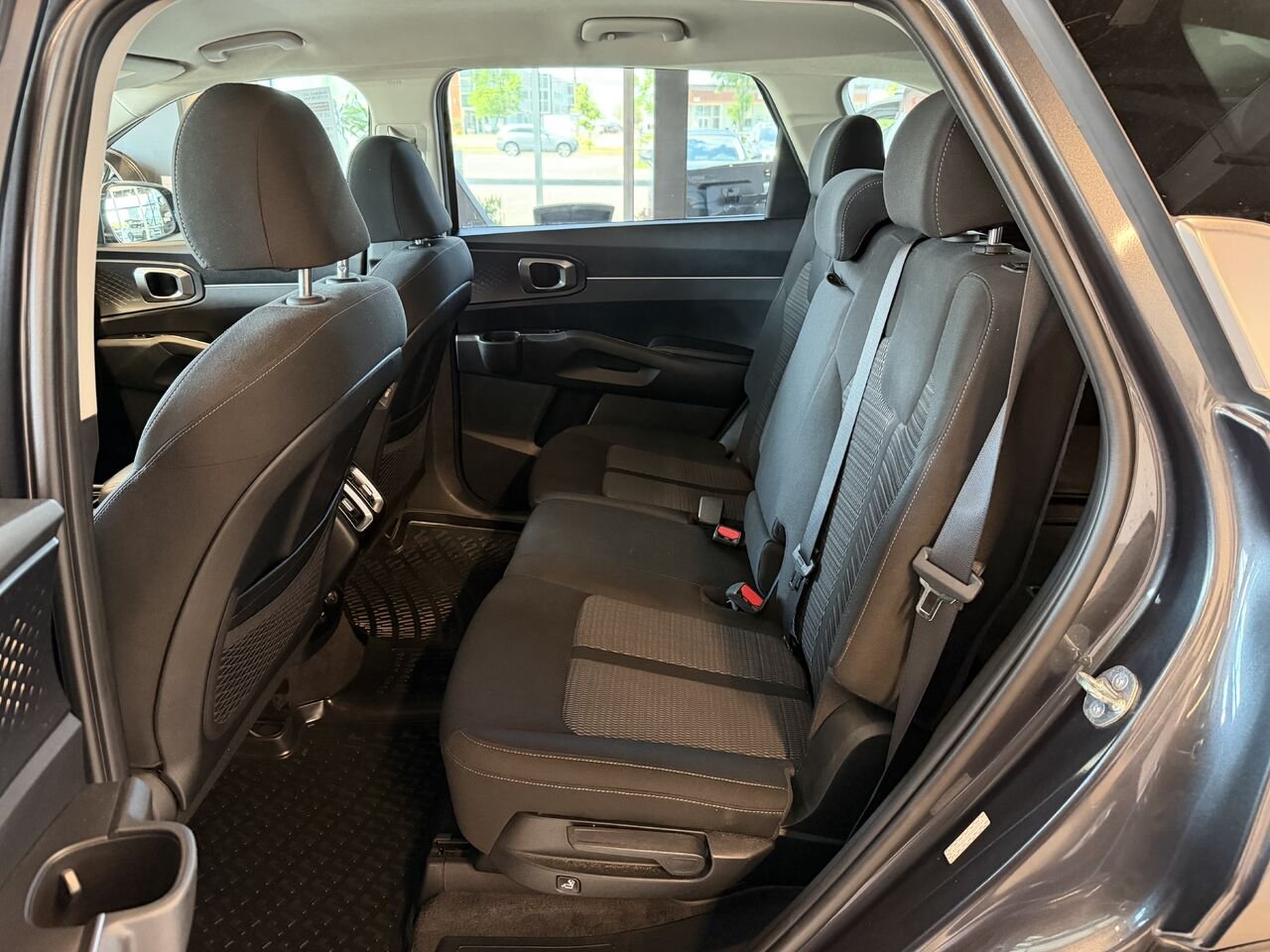2023 Kia Sorento Grey Saint-Eustache - photo #8