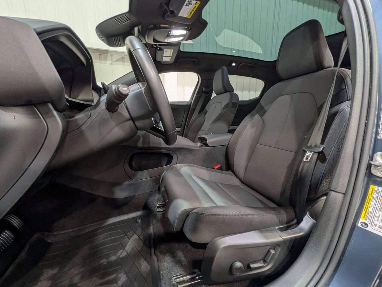 2022 Polestar 2 Long Range Dual Motor Grey Val-David - photo #1