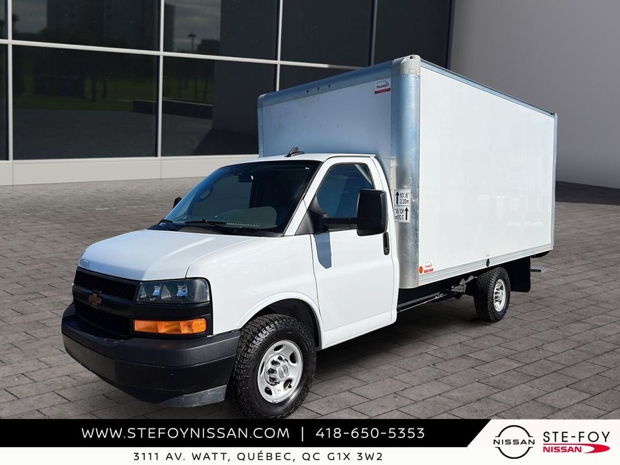 Chevrolet Fourgonnette commerciale tronquée Express 3500 fourgonnette 159 po 2025 Blanc
