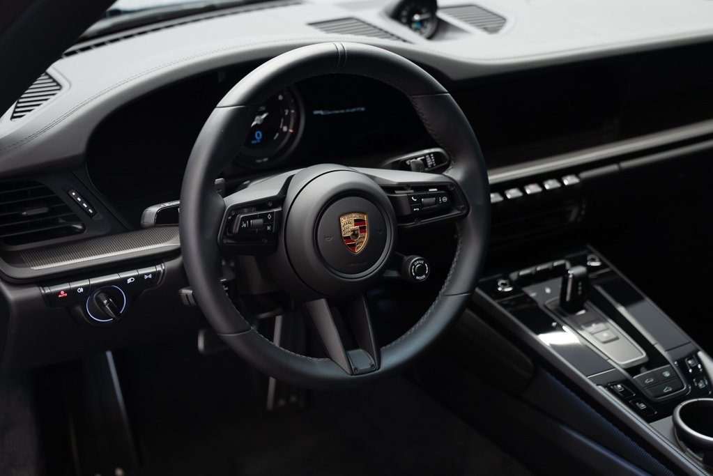 Porsche 911 Carrera 4 GTS Coupe 2023 Bleu Kirkland - photo #14