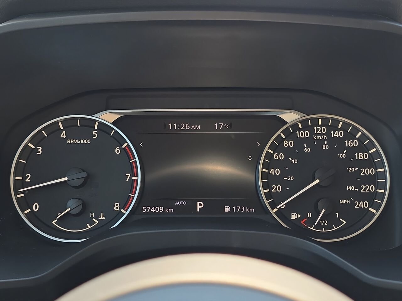 Nissan Rogue S TI AWD, Cruise control, Sièges chauffant, écran tactile 2024 Noir Val-David - photo #9