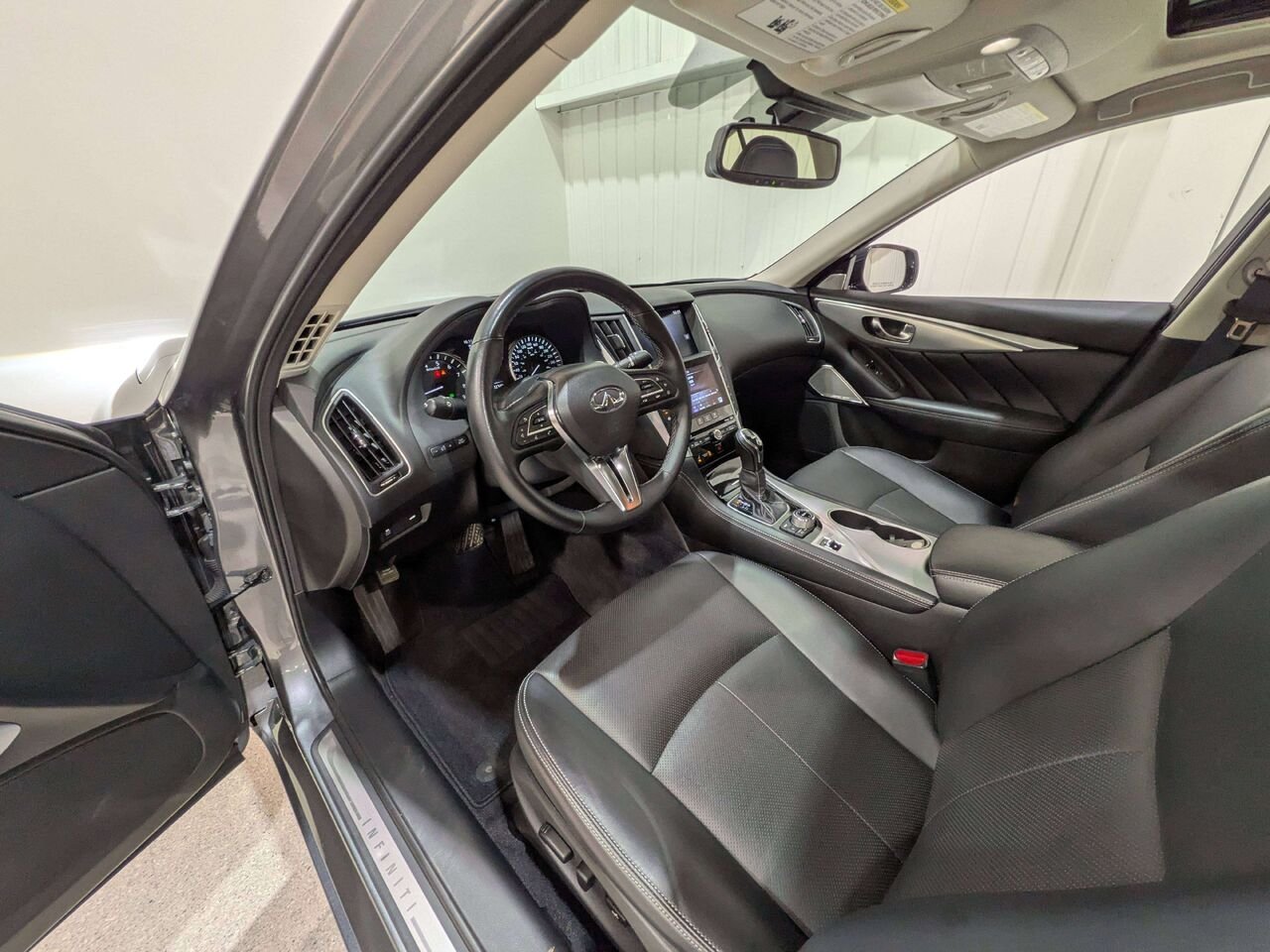 INFINITI Q50 2024 Gris Val-David - photo #9