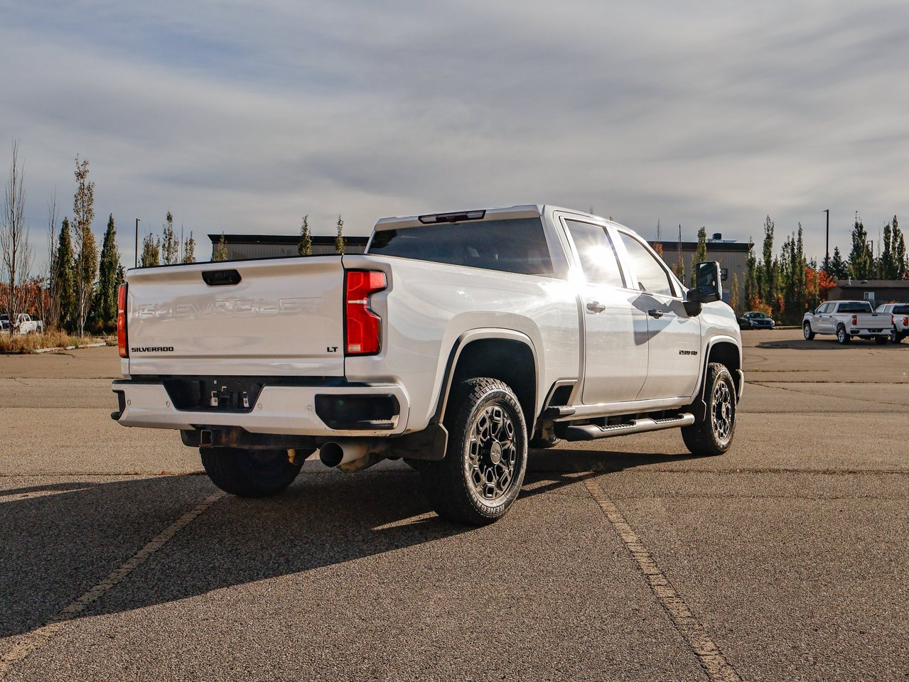 2024 Chevrolet Silverado 2500HD 4WD Crew Cab 159 LT White Sherwood Park - photo #10