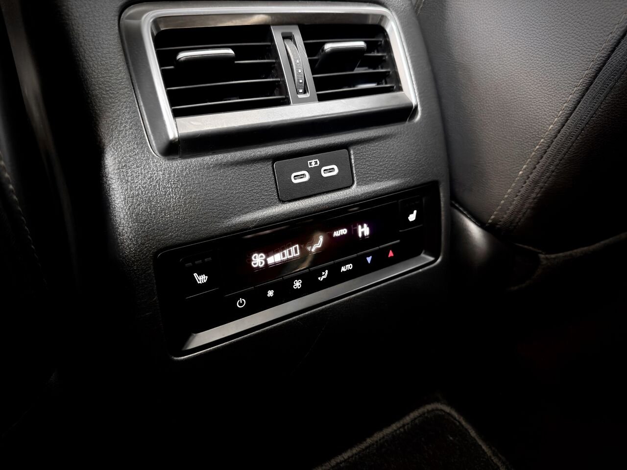 2024 Mazda CX-90 hybride léger Black Notre-Dame-des-Prairies - photo #37