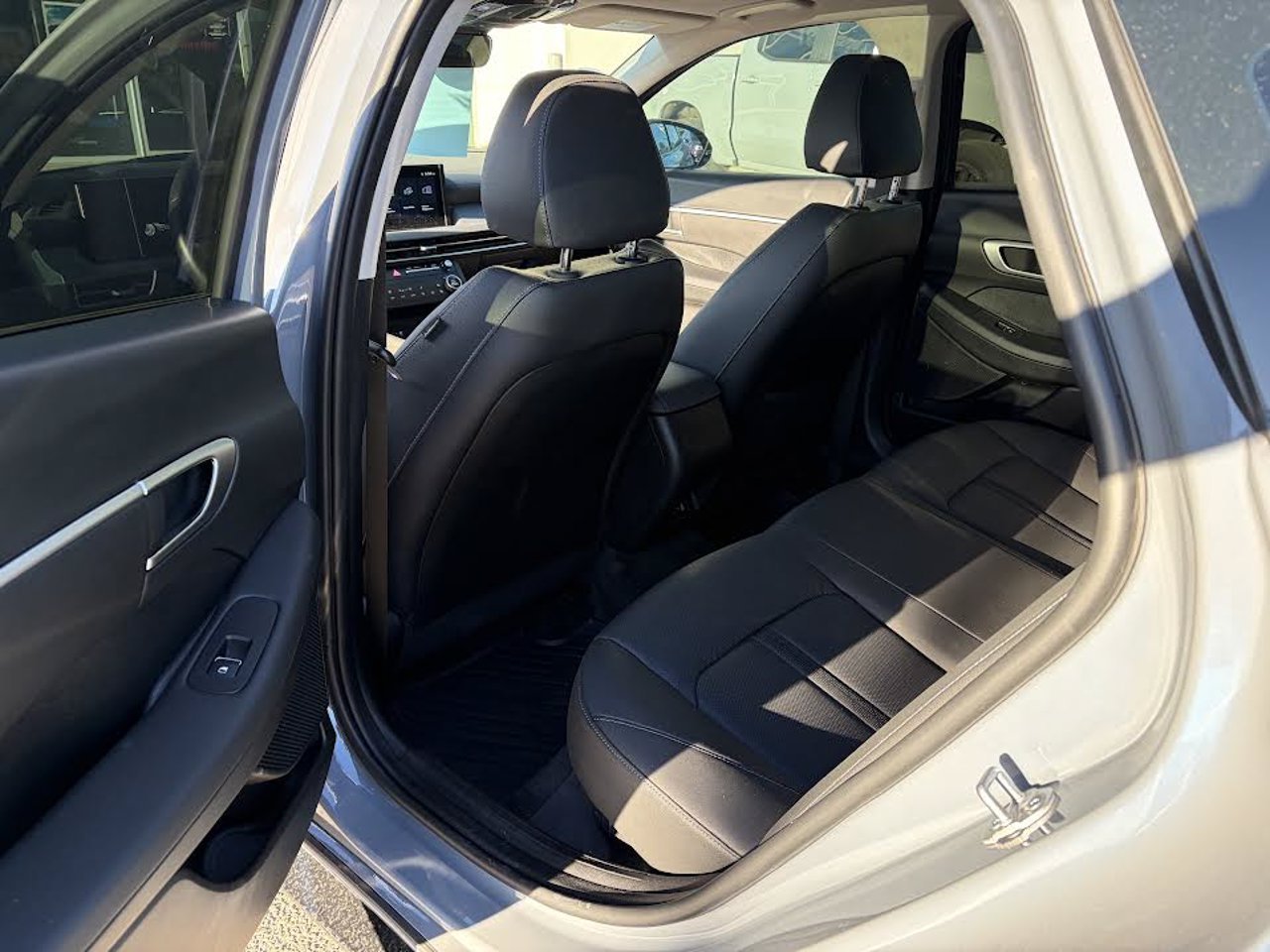 2025 Hyundai Sonata 2.5L Preferred-Trend FWD Blue Sherwood Park - photo #5