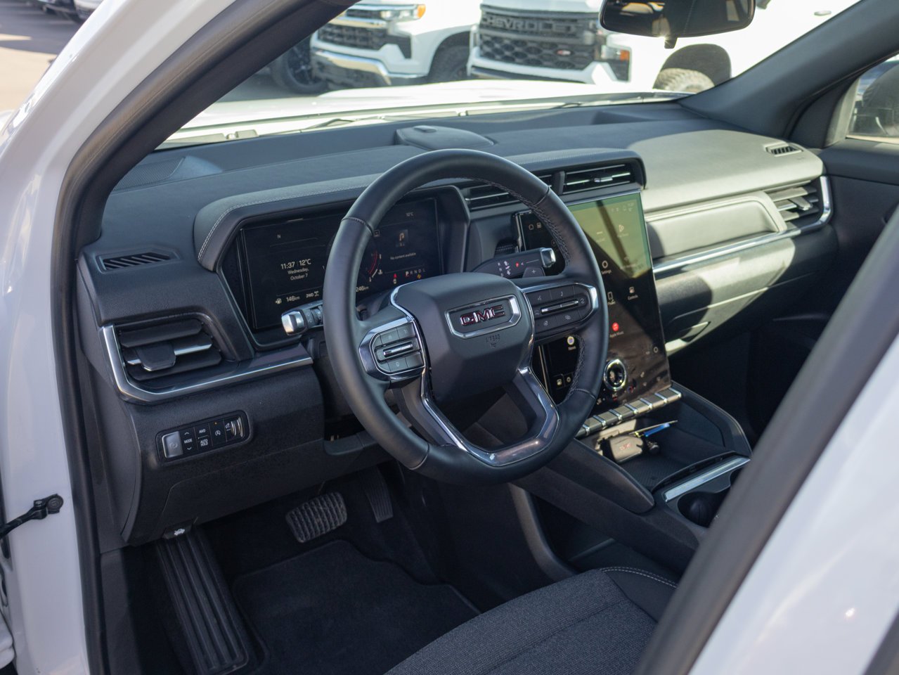 2026 GMC Terrain AWD 4dr Elevation White Sherwood Park - photo #16