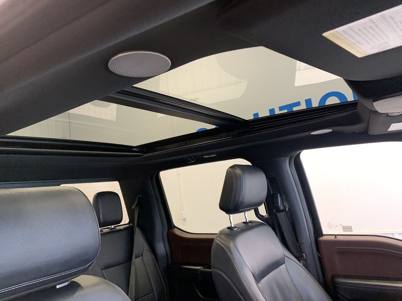 Ford F-150 SUPERCREW LARIAT LARIAT, 502A, SPORT 2023 Noir Châteauguay - photo #28