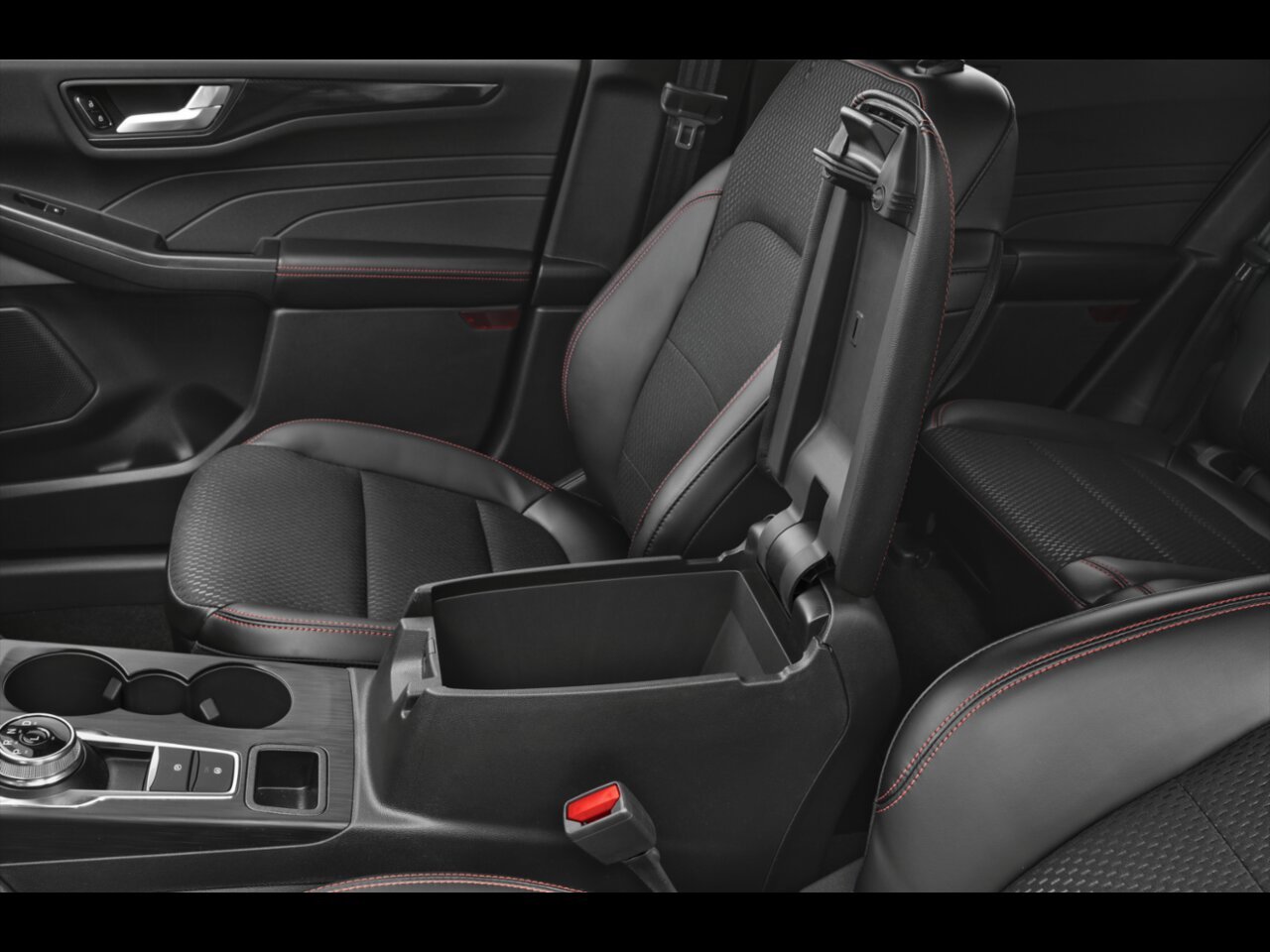 2026 Ford Escape Agate Black Metallic Granby - photo #3