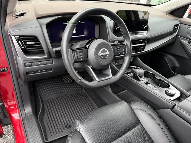 2023 Nissan Rogue PLATINUM AWD, CUIR NAPPA, TOIT PANO, 20174 KM!!!! Red