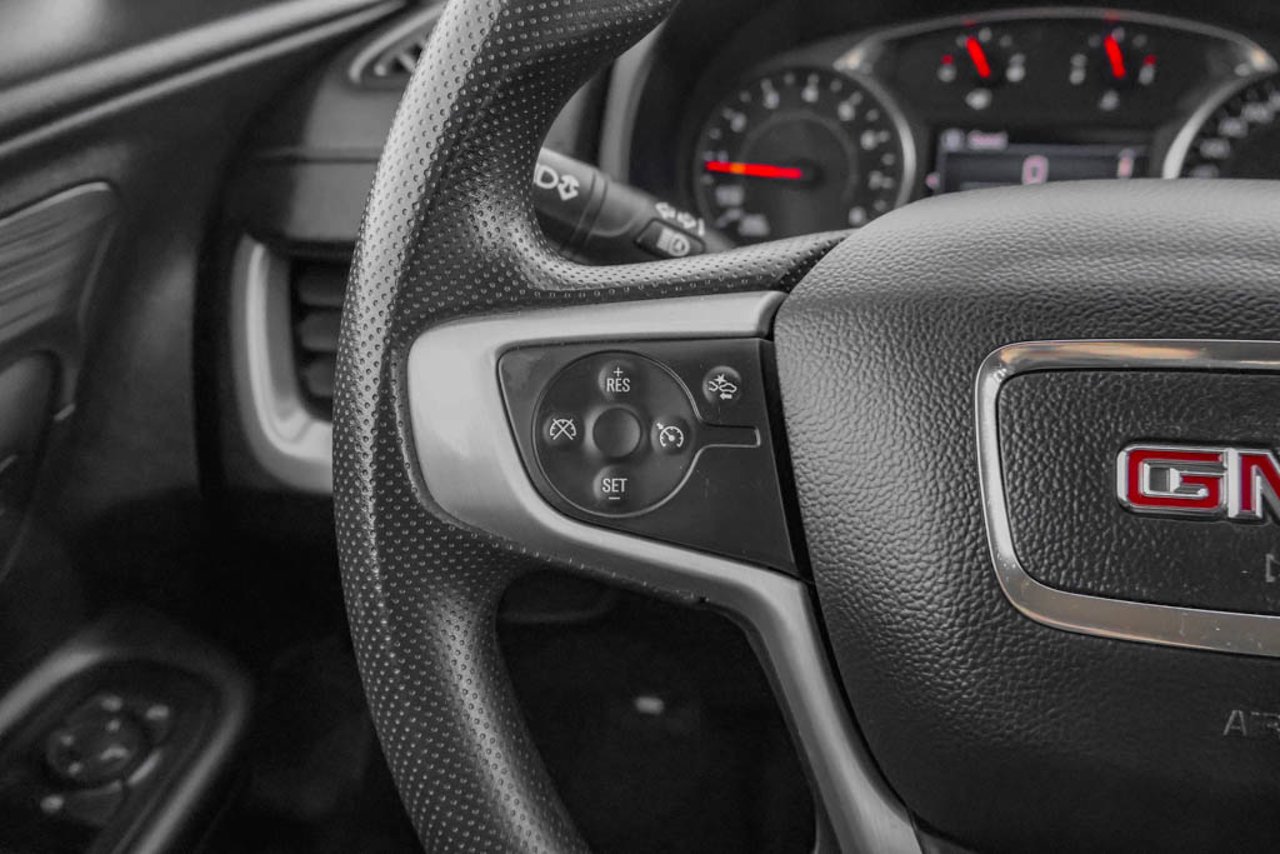 2024 GMC Terrain AWD 4dr SLE Black Sherwood Park - photo #19