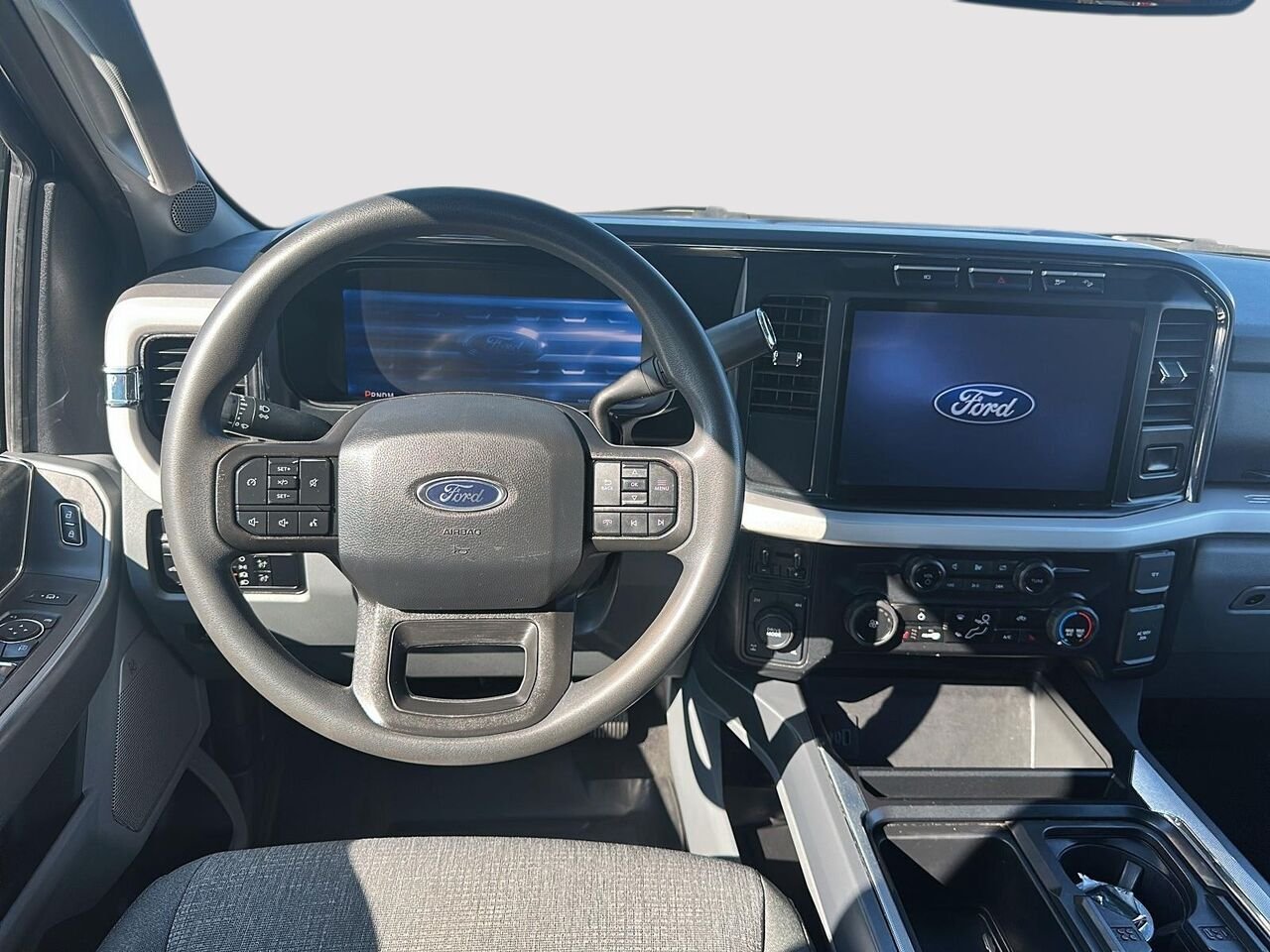 2024 Ford Super Duty F-250 SRW Black Rouyn-Noranda - photo #8