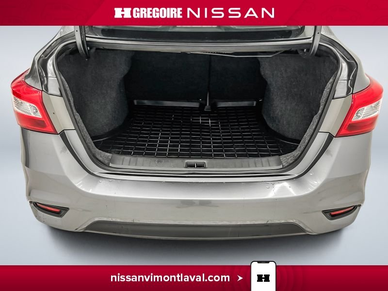 Nissan Sentra 2018 Gris Laval - photo #15