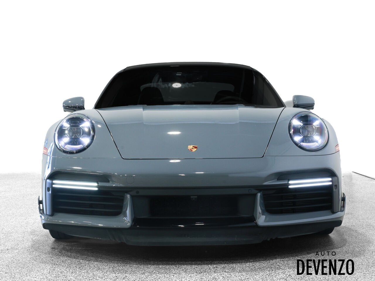 2024 Porsche 911 Grey Saint-Eustache - photo #4
