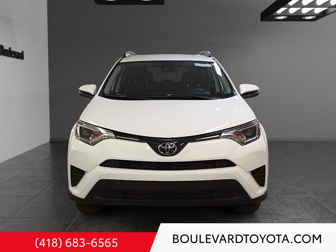 2018 Toyota RAV4 100160A-117 | LE White Québec - photo #1
