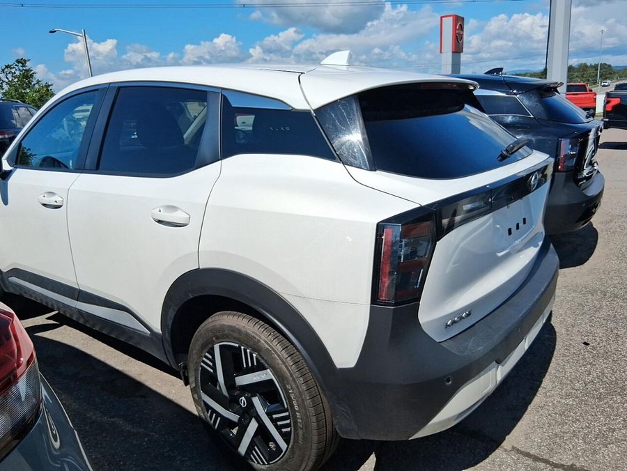 2025 Nissan Kicks SV TA 2025 White