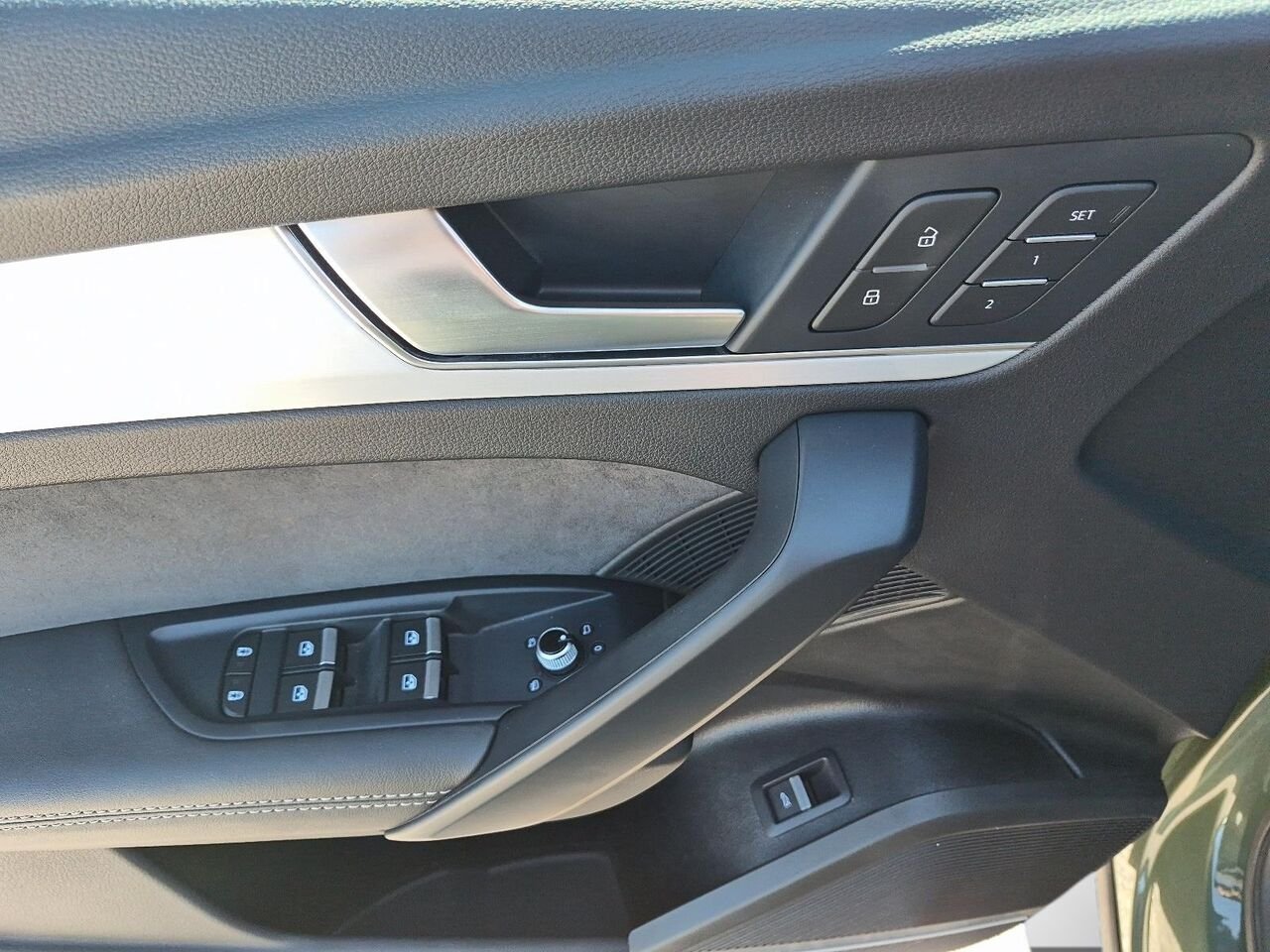 Audi SQ5 2024 Vert Saint-Jérôme - photo #13