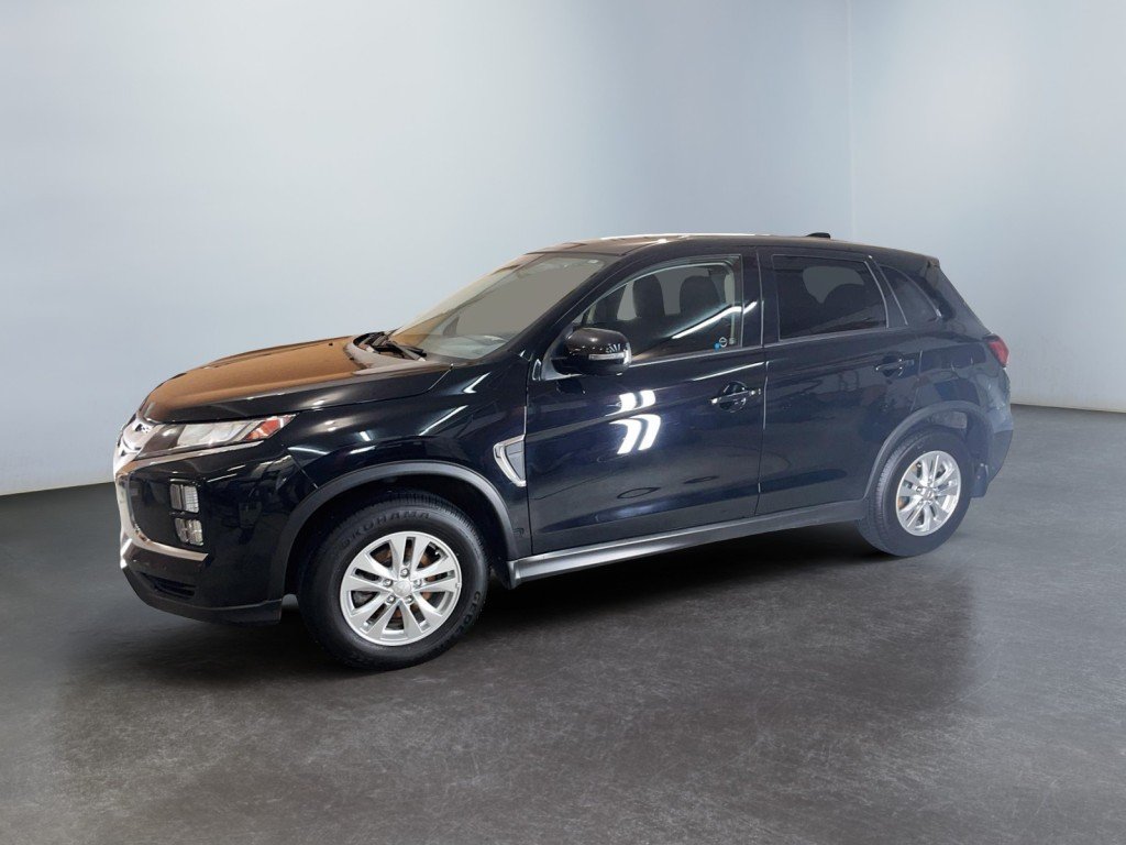 2023 Mitsubishi RVR Black Mont-Laurier - photo #3