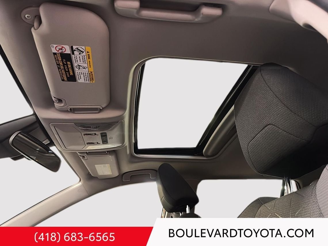 2022 Toyota RAV4 99566A-110 | XLE Hybride Red Québec - photo #15
