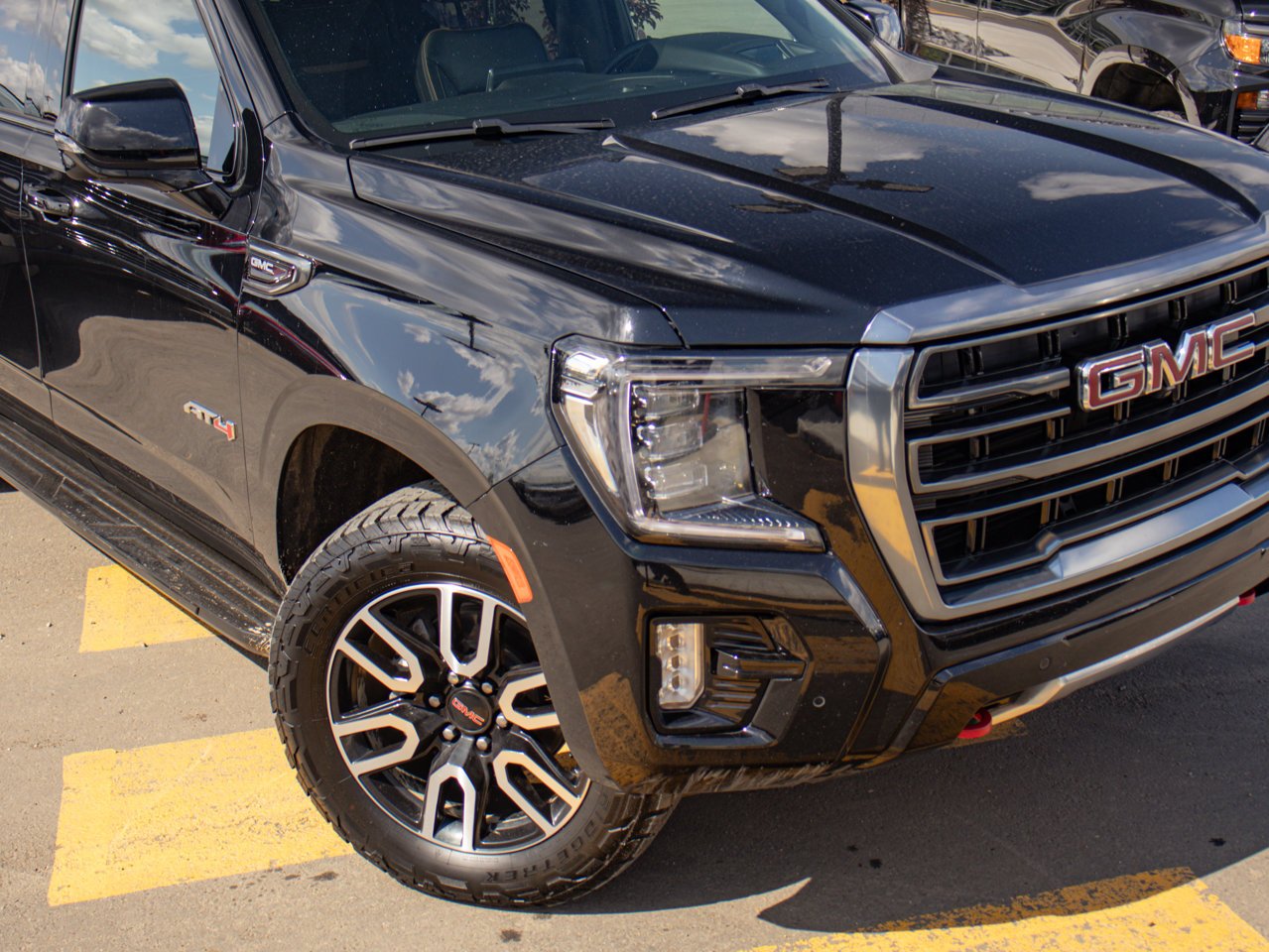2024 GMC Yukon XL 4WD 4dr AT4 Black Sherwood Park - photo #16