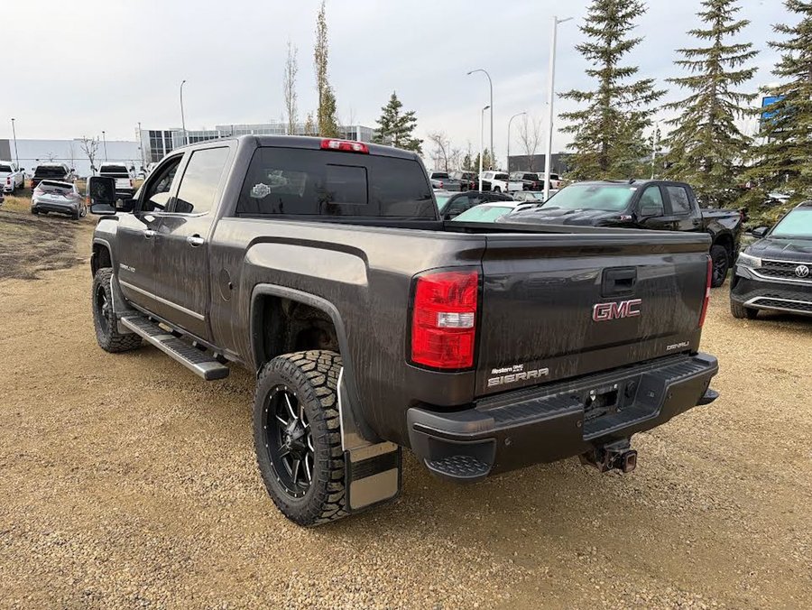 2015 GMC Sierra 2500HD Denali 6.6L Duramax | Deleted & Tuned Black