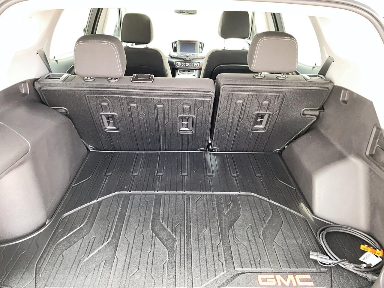 2024 GMC Terrain SLE Grey Baie-Comeau - photo #4