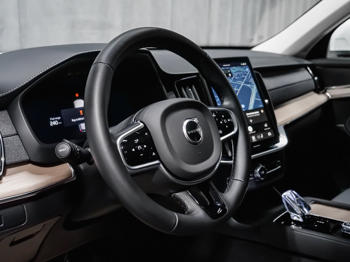 Volvo XC90 B6 CORE BRIGHT 2026 Blanc Montréal - photo #7