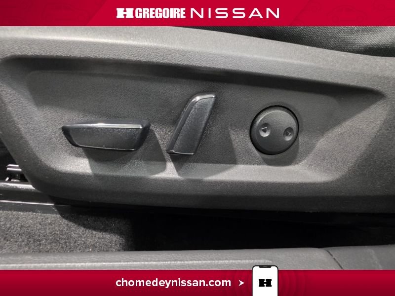2025 Nissan Rogue Grey Blainville - photo #18