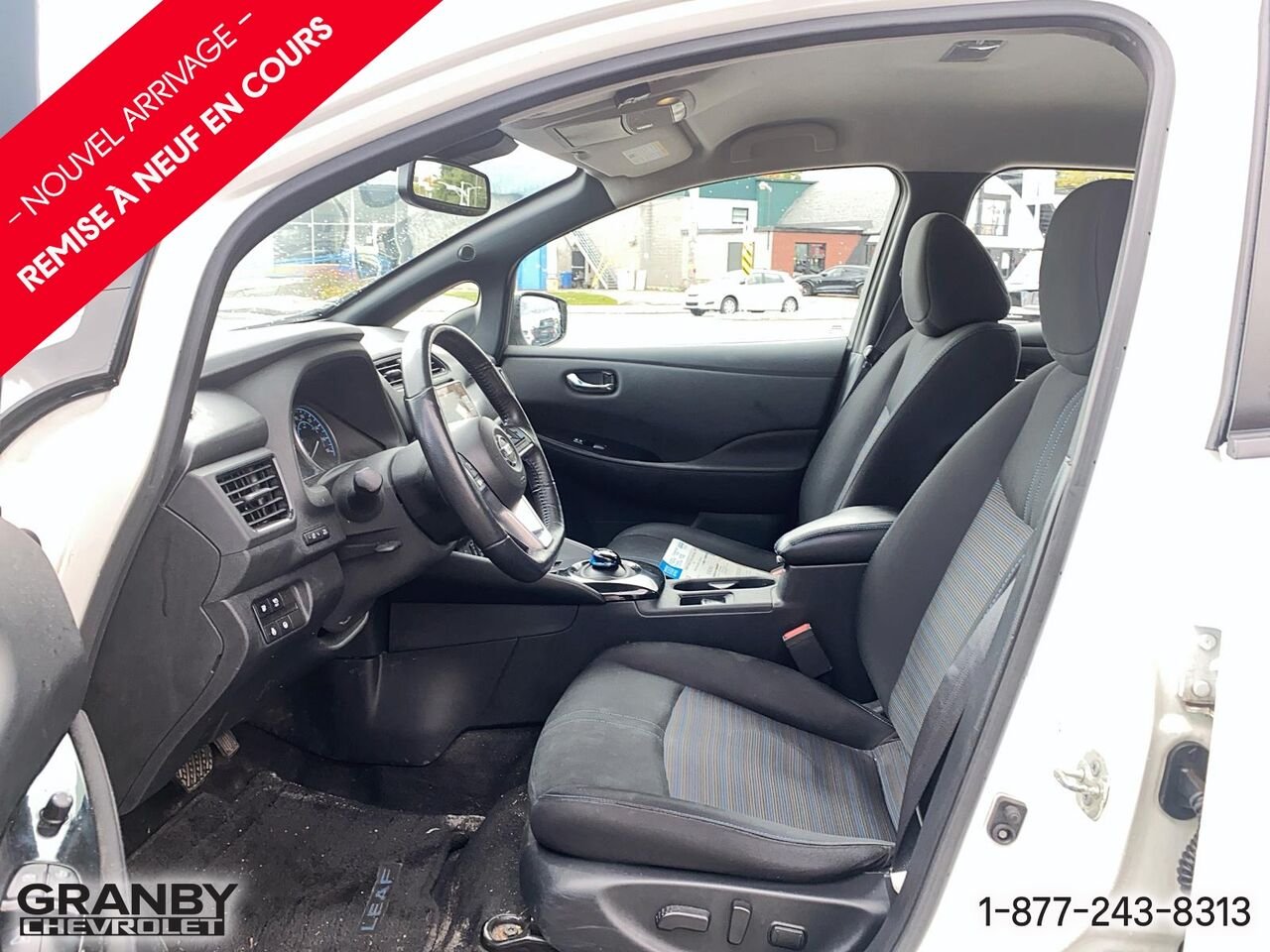 2019 Nissan LEAF SV PLUS à hayon | 27-0206A White Granby - photo #10