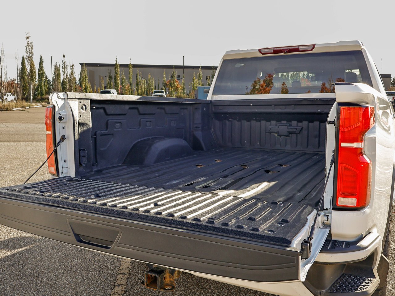 2024 Chevrolet Silverado 2500HD 4WD Crew Cab 159 LT White Sherwood Park - photo #12