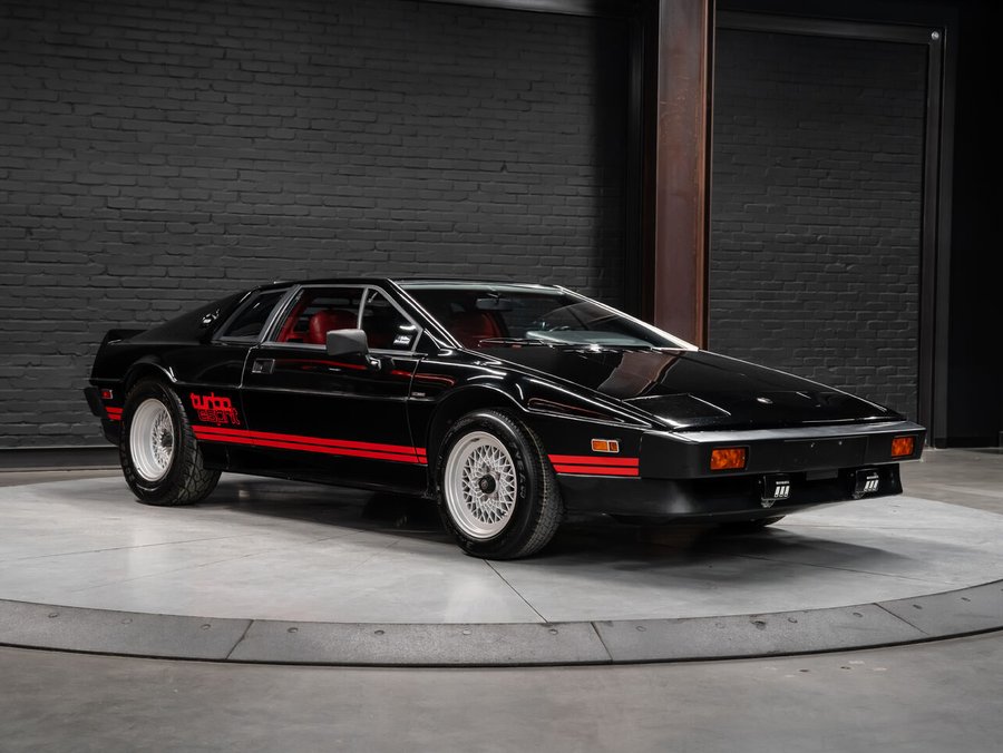 1983 Lotus Turbo Esprit | One Owner | Blaupunkt Sound System | 5 Speed Manual | Series 3 Wheels
