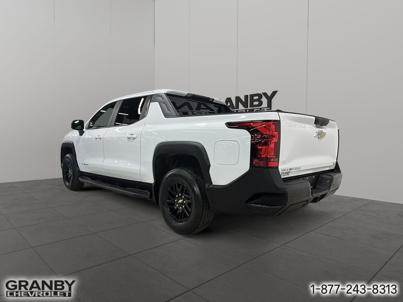 2024 Chevrolet Silverado EV WT cabine multiplace e4RM avec 4WT | G3905 White Granby - photo #5
