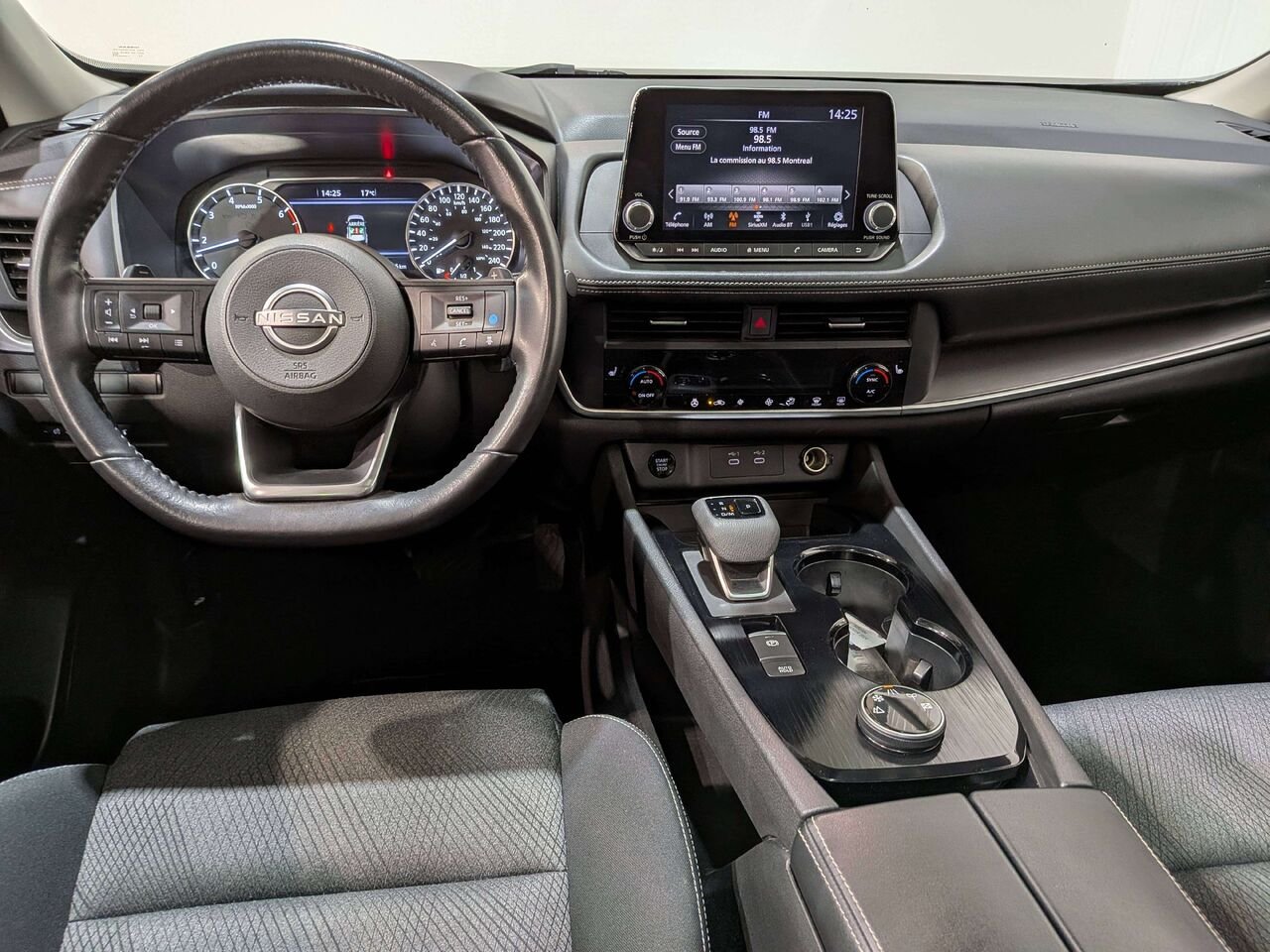 2024 Nissan Rogue AWD SV Moonroof Black Mirabel - photo #31