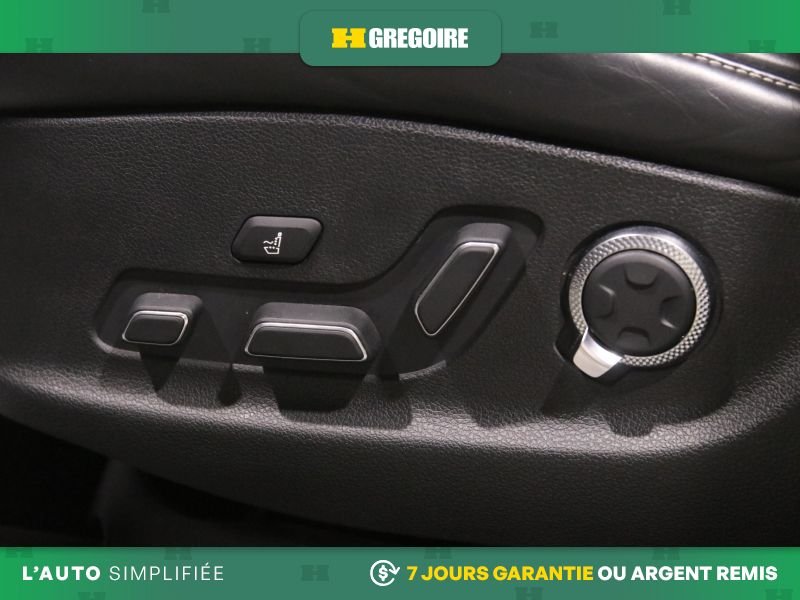 2021 Genesis GV80 White Saint-Eustache - photo #18