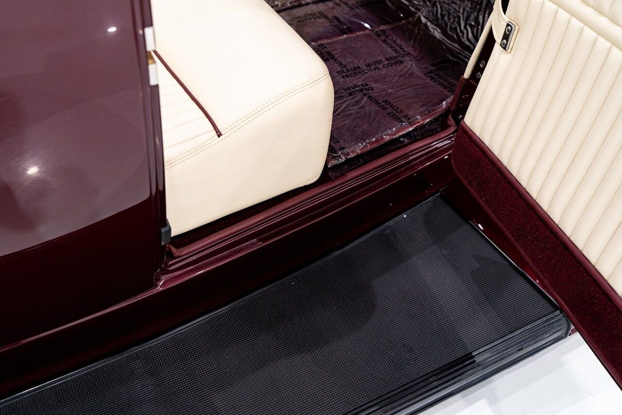 Ford Highboy Lobeck creation spectacular presentation **PRICE IN USD** 1932 Rouge Montréal - photo #59